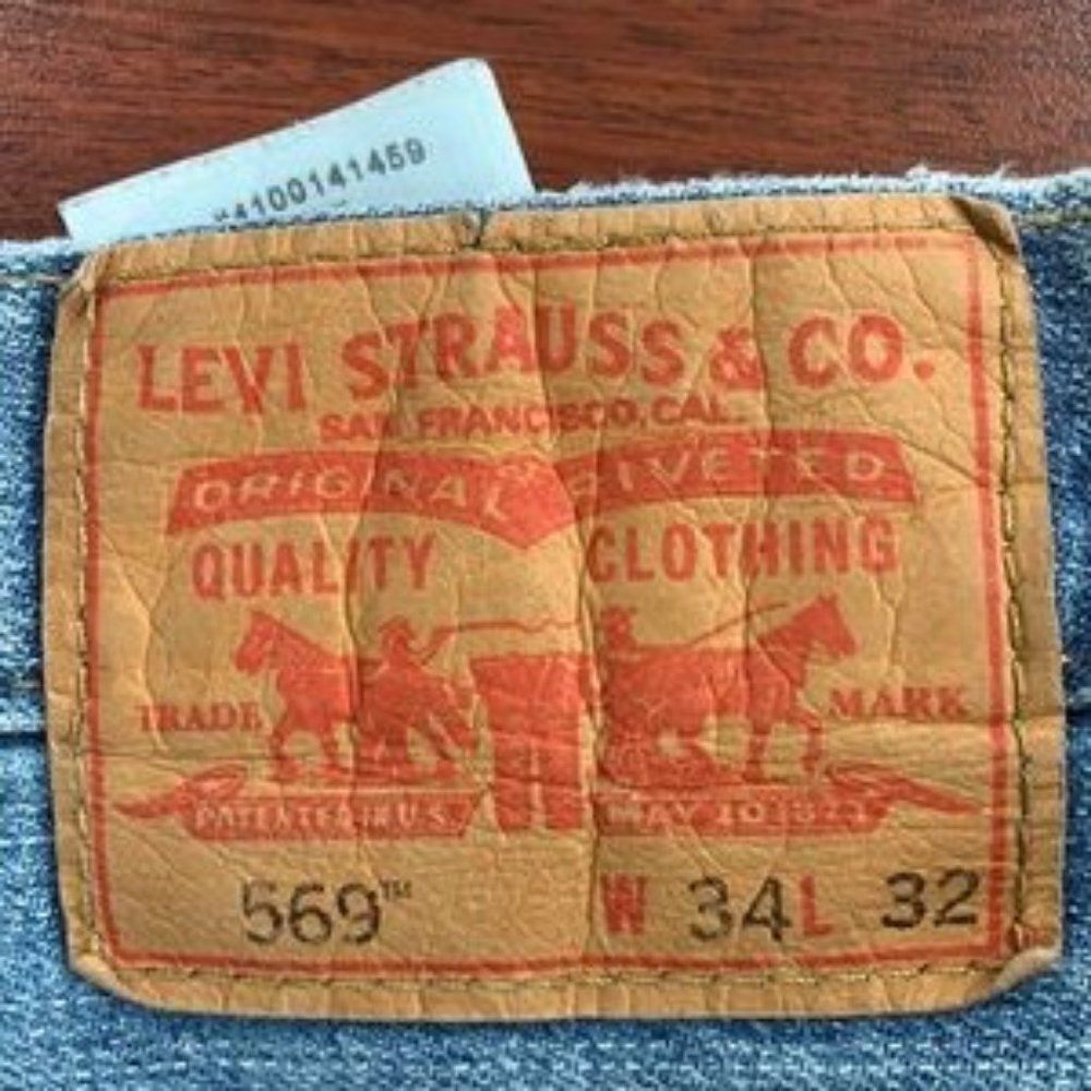 Vintage men’s 569 Levi’s mom jeans - Picture 3 of 8